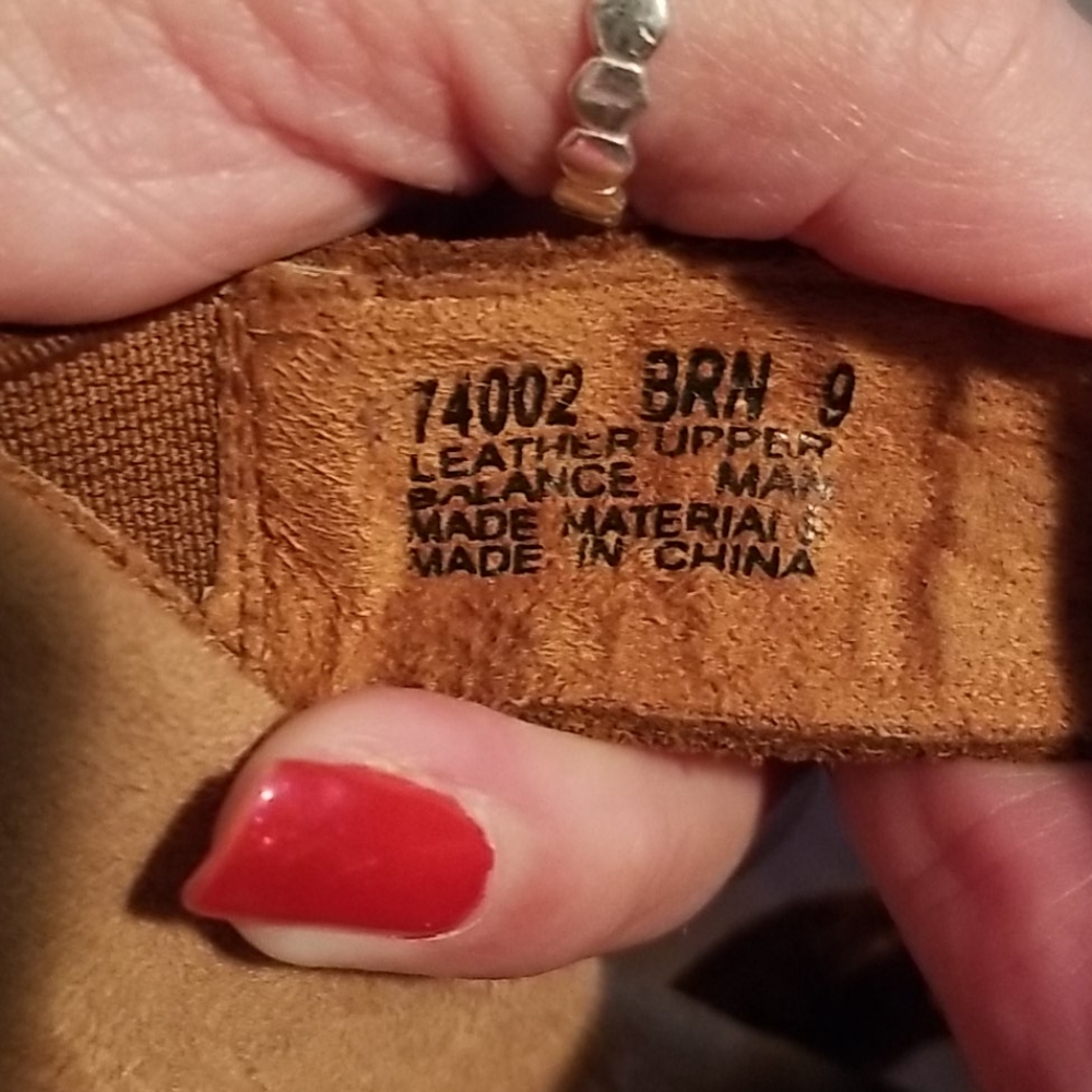 Minnetonka brown moccasin sandals - Picture 2 of 4